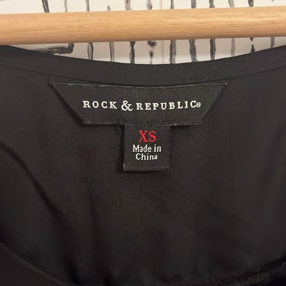 Sequin tank! - Picture 5 of 6